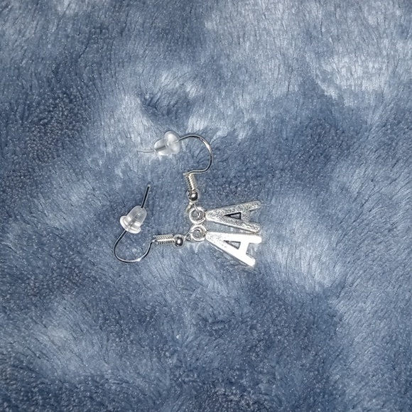 Letter A earings - Picture 1 of 3